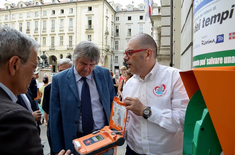 Torino, città cardioprotetta: il defibrillatore salverà più vite