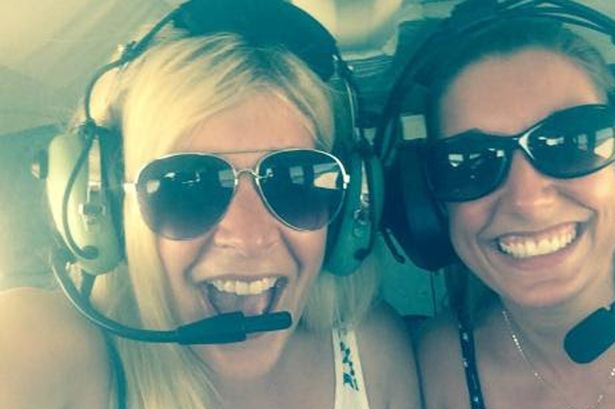 Australia, un selfie prima della tragedia aerea: due superstiti