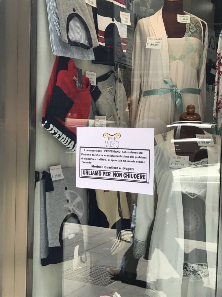 Via Pessina in rivolta 