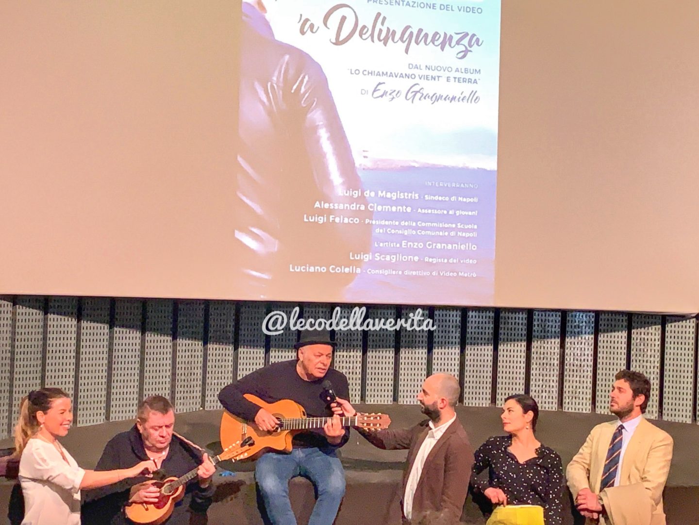 a delinquenza di Enzo Gragnaniello