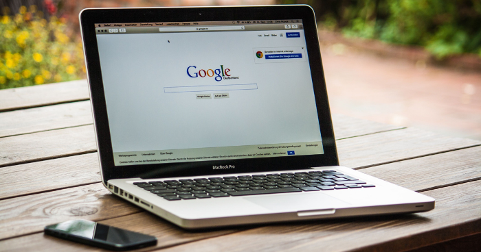 Google e Instagram premiano l’originalità. Proprio mentre noi copiamo tutti gli stessi contenuti